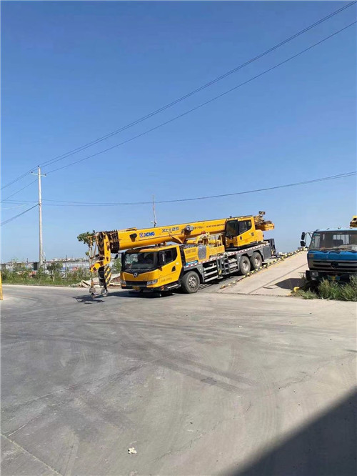 平遥县吊车作业时，可能会产生哪些额外收费项目？