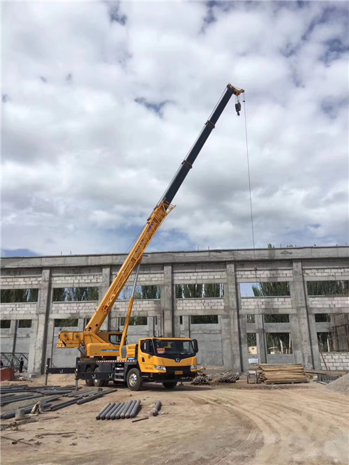 平遥县吊装作业前会做设备检查吗？安全保障措施有哪些？